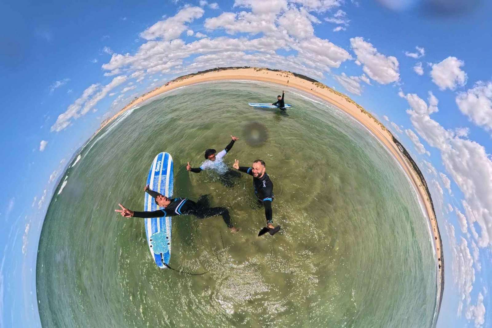 Lisbonne : Leçon de surf sur la plage de Costa de Caparica