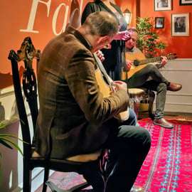 Lisbonne : Soirée intime de musique fado avec vin de Porto