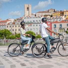 Lisbonne : Découvrir la ville, location de vélos électriques