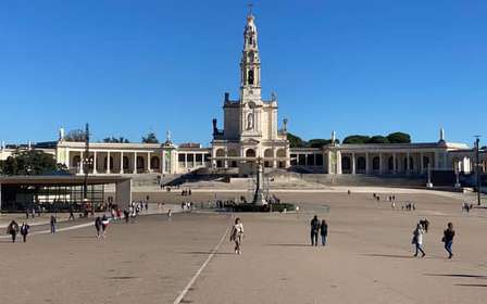 Depuis Lisbonne : Fátima, Batalha, Nazaré et Obidos en autocar