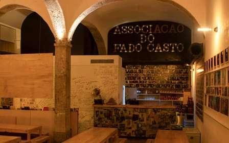 Lisbonne : Nuit du fado avec dîner dans un club de fado