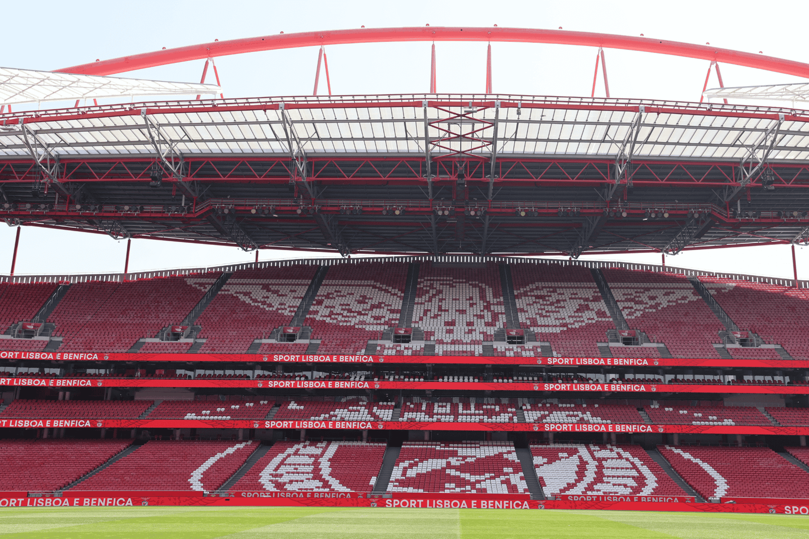 Lisbonne : Visite du stade de Luz et billet pour le musée SL Benfica, avec voiture.