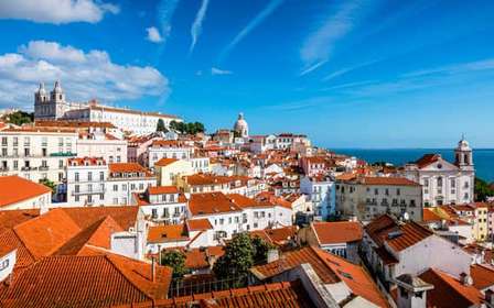 Lisbonne : visite des 7 points de vue en tuk-tuk avec prise en charge et retour