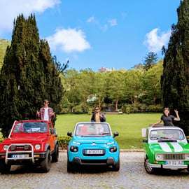 Sintra : Visite privée d'une demi-journée en voiture classique ou en jeep électrique