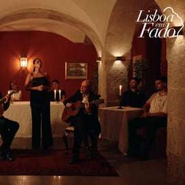 Lisbonne : Soirée intime de musique fado avec vin de Porto