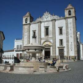 Excursion d'une journée à Évora et aux mégalithes au départ de Lisbonne