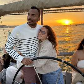 Lisbonne : croisière en voilier au coucher du soleil (max. 10)