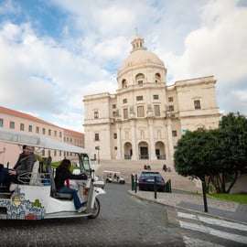 Lisbonne : visite guidée privée d'une demi-journée en tuk-tuk