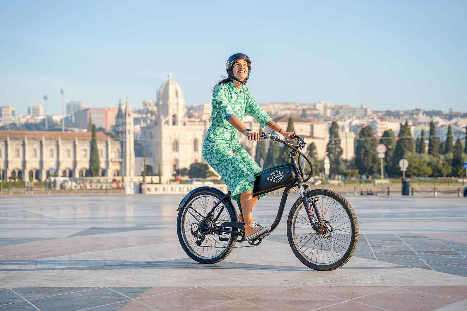 Lisbonne : Découvrir la ville, location de vélos électriques