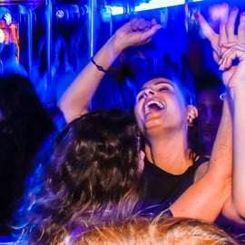 Lisbonne : Croisière disco nocturne avec DJ et Open Bar