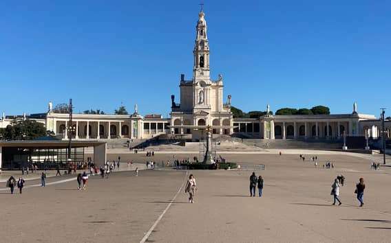 Depuis Lisbonne : Fátima, Batalha, Nazaré et Obidos en autocar