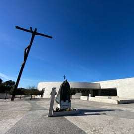 Depuis Lisbonne : Fátima, Batalha, Nazaré et Obidos en autocar