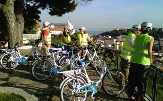 Lisbonne : visite d'une demi-journée à vélo électrique des 7 collines