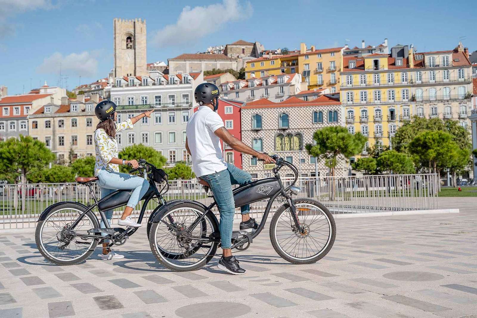 Lisbonne : visite des collines, de l'Alfama et de la Mouraria en vélo électrique