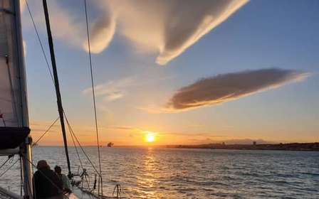 Lisbonne : Croisière de jour, d'après-midi ou au coucher du soleil avec vin