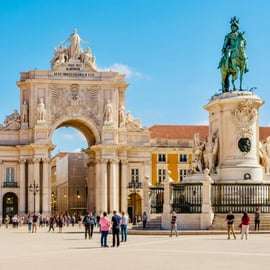 Lisbonne : visite privée en tuk-tuk avec prise en charge à l'hôtel