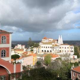 Depuis Lisbonne : visite d'une journée avec un guide expert, Sintra et palais de Pena