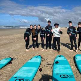Lisbonne : Leçon de surf sur la plage de Costa de Caparica