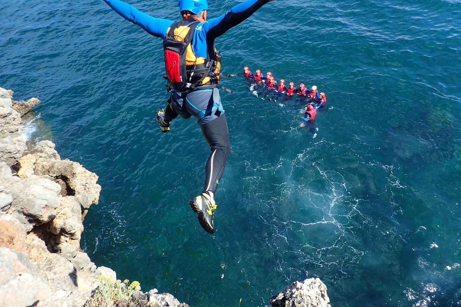 Arrábida : Setubal, Sesimbra Coasteering & Speedboat Tour