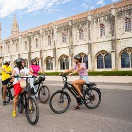 Lisbonne : Visite à vélo électrique le long de la rivière jusqu'à Belém